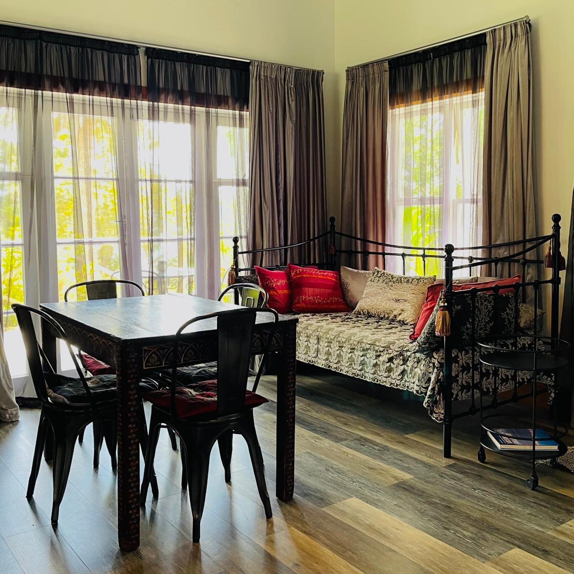 Marriners Luxury Guesthouse Rawene Екстериор снимка