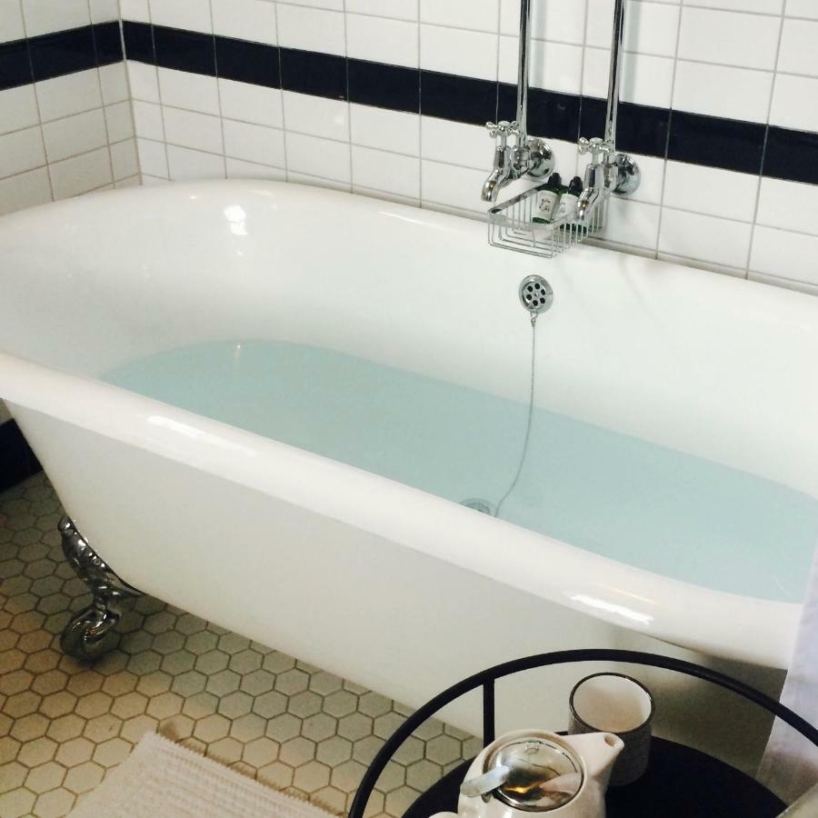 Marriners Luxury Guesthouse Rawene Екстериор снимка